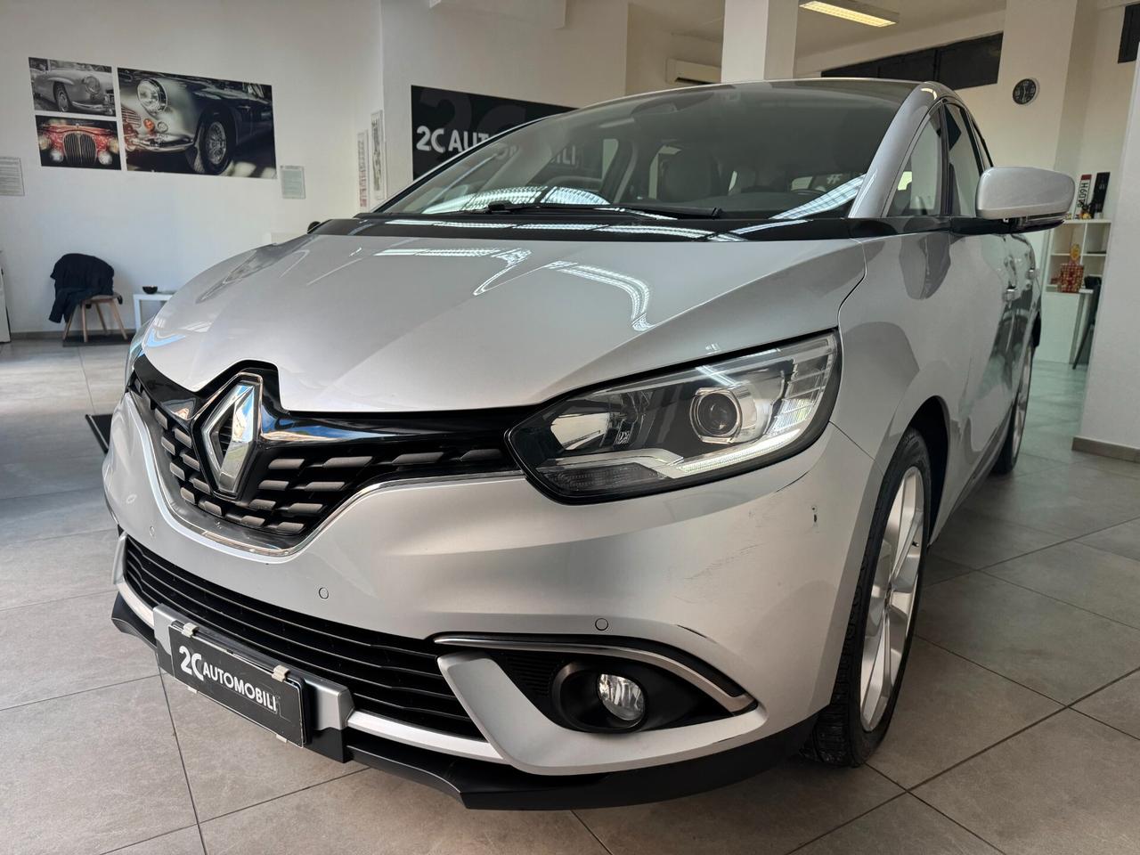 Renault Scenic / 1.5cc 110cv / Cambio Automatico / 2018 /