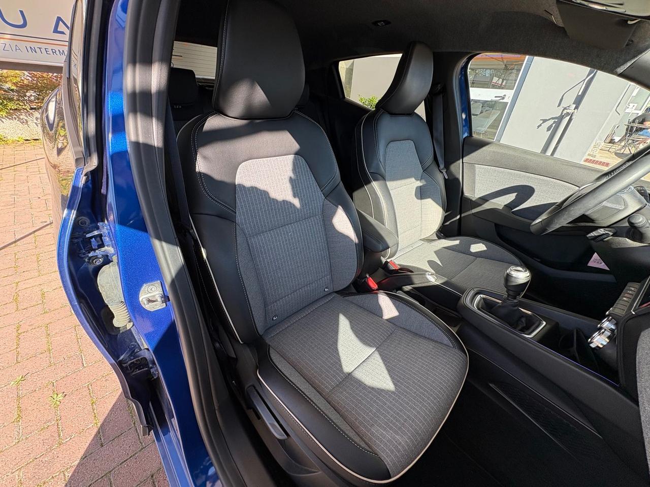 Renault Clio Techno 1.0 ECO-G 100 #10575