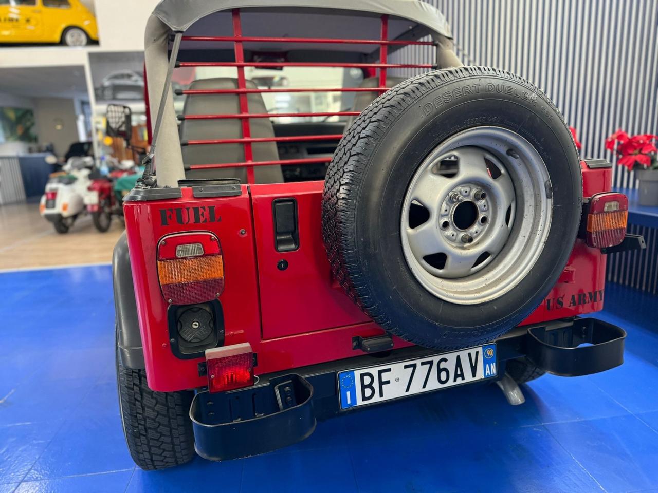 Jeep Wrangler 2.5 Laredo