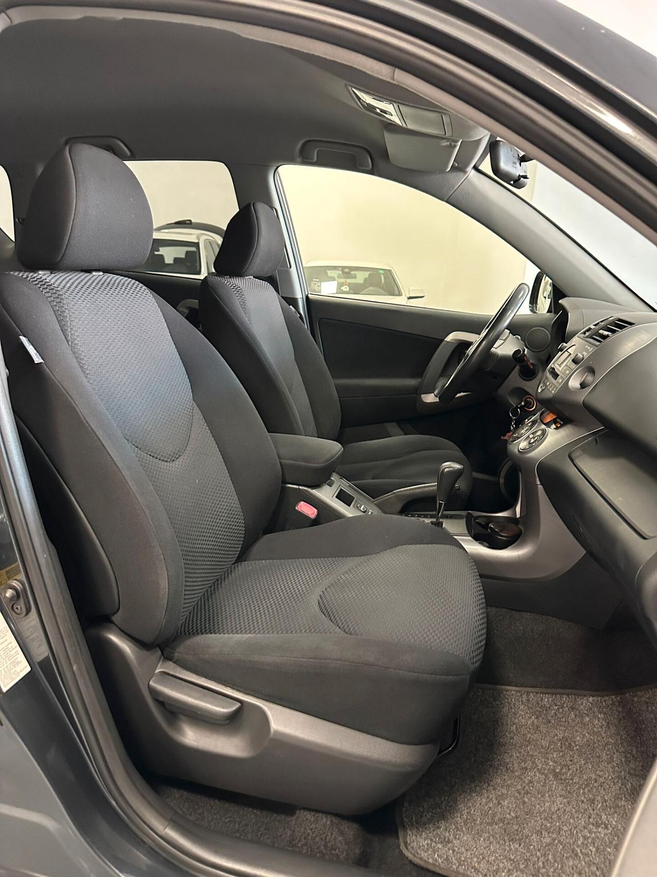 Toyota RAV 4 RAV4 2.0 aut. Luxury
