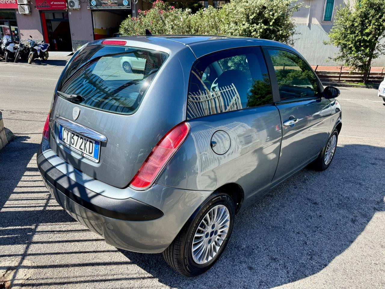 Lancia Ypsilon 1.2 Oro
