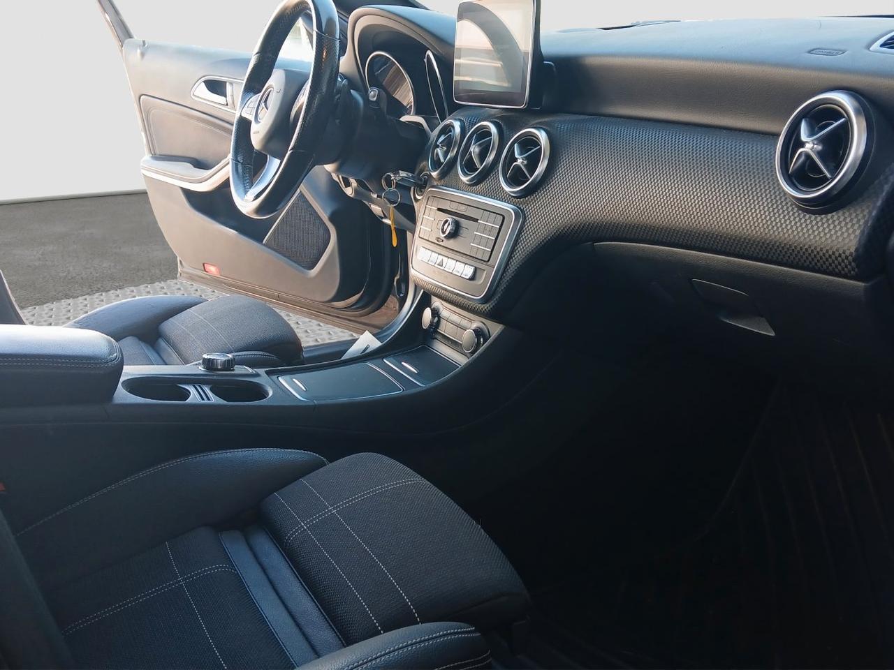 Mercedes A 180 CDI Night edition 7G-DCT E6