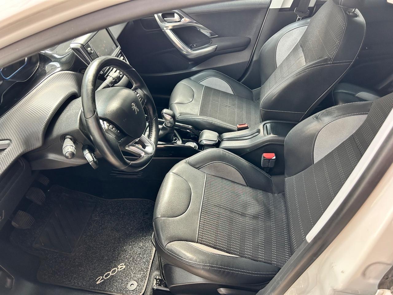 Peugeot 2008 BlueHDi 100 GT Line