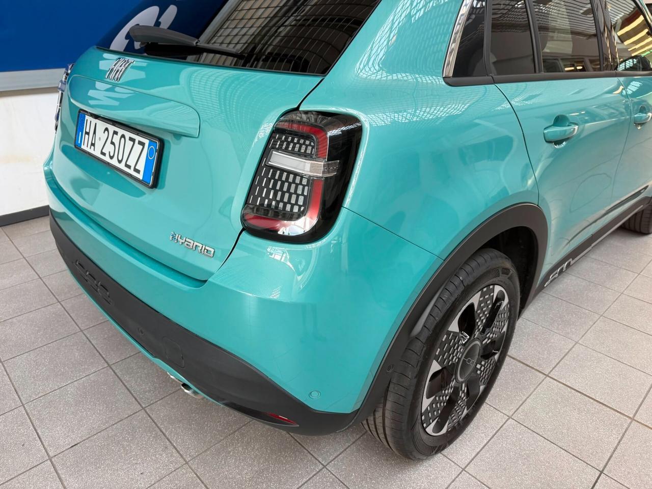 Fiat 600 Hybrid 145 CV DCT MHEV La Prima II