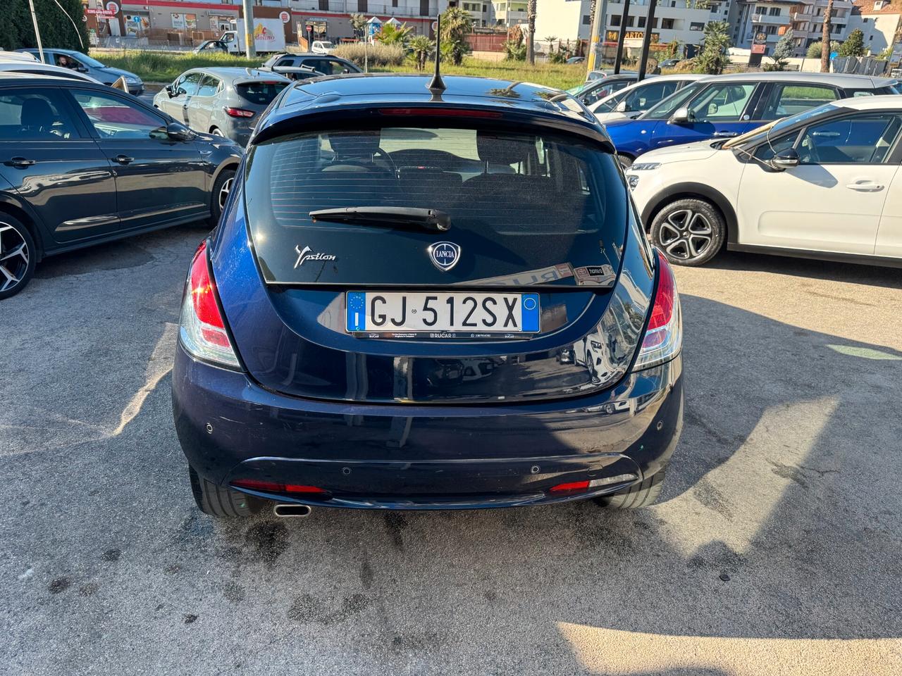 Lancia Ypsilon 1.2 GPL ECOCHIC 2020 FARI LED