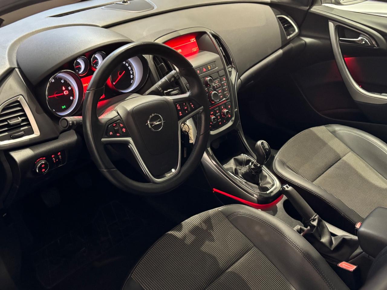 Opel Astra 1.7 CDTI 110CV Sports Tourer Cosmo