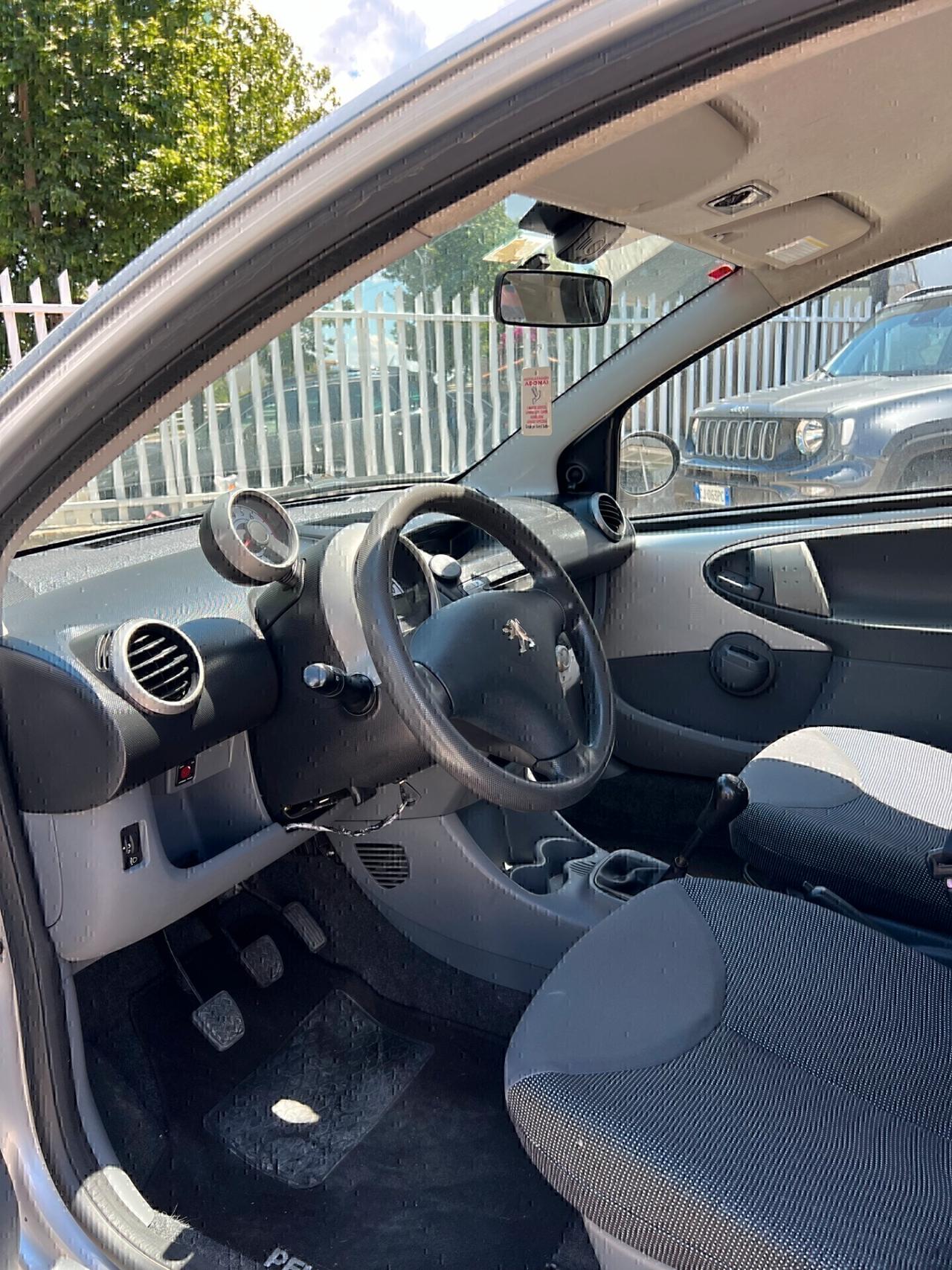 Peugeot 107 1.0 68CV 5p. Plaisir