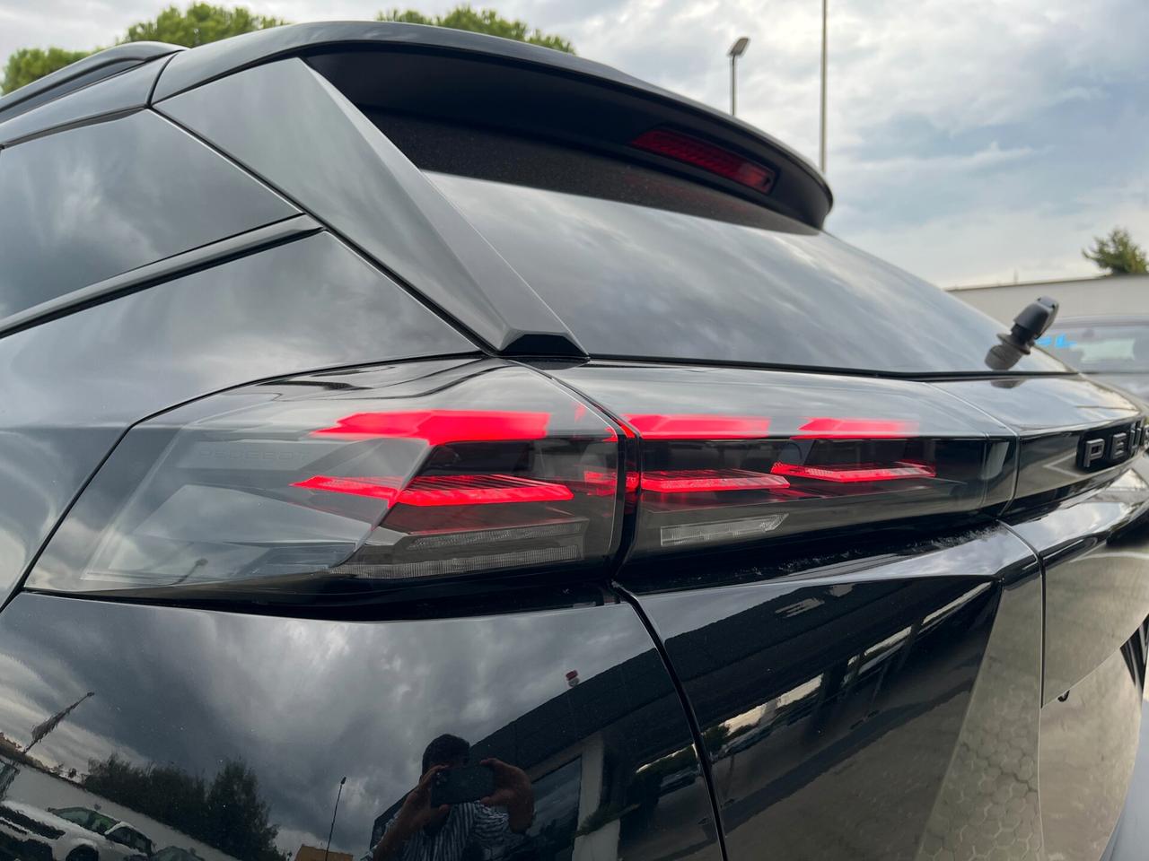 Peugeot 2008 PureTech 100 S&S Allure Km0