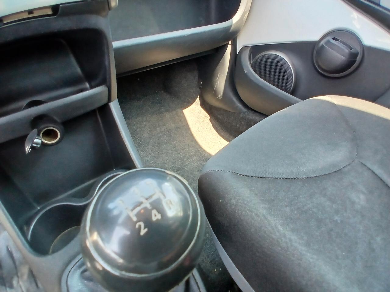 Toyota Aygo 1.0 12V VVT-i 3 porte Active Connect