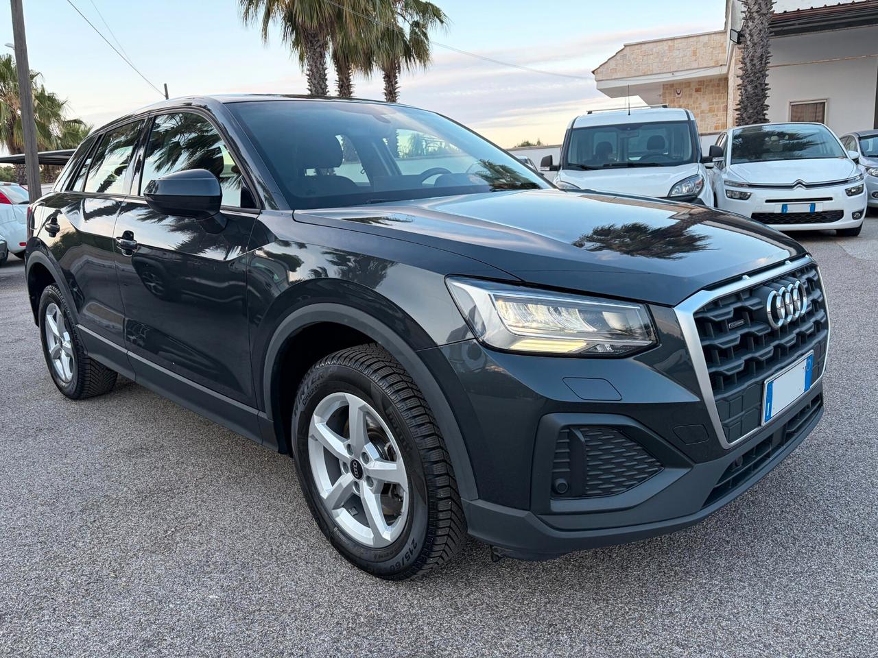 Audi Q2 35 TDI quattro S tronic Identity Black