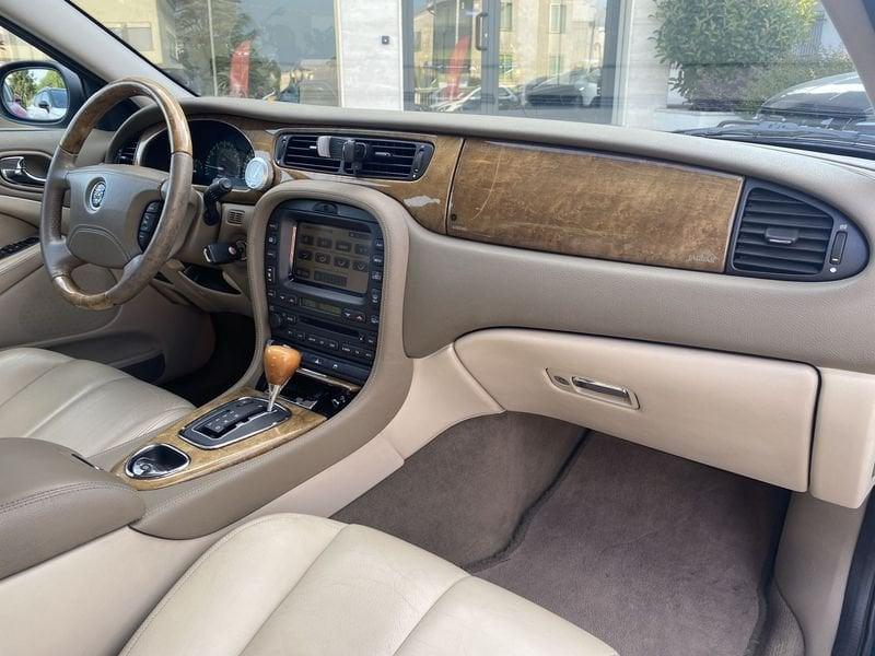 Jaguar S-Type S-Type (X202) 3.0 V6 24V cat Sport GPL