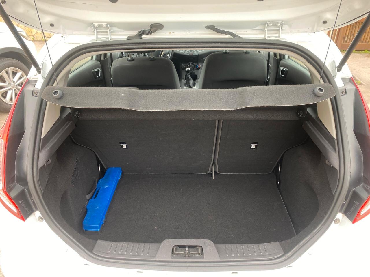 Ford Fiesta 1.4 5 porte Bz.- GPL