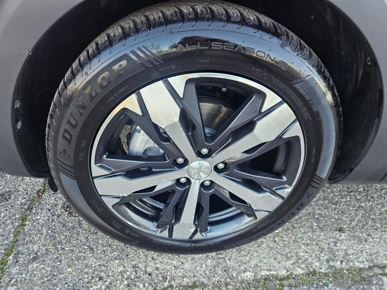 PEUGEOT 3008 BlueHDi 130 S&S EAT8 GT Line