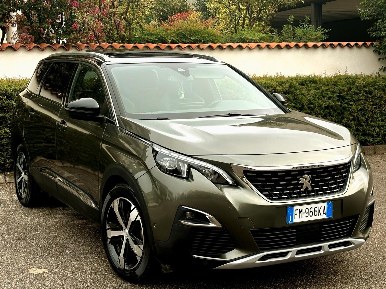 PEUGEOT 5008 2.0D 6m- 7POSTI -119000km-FULL-2018