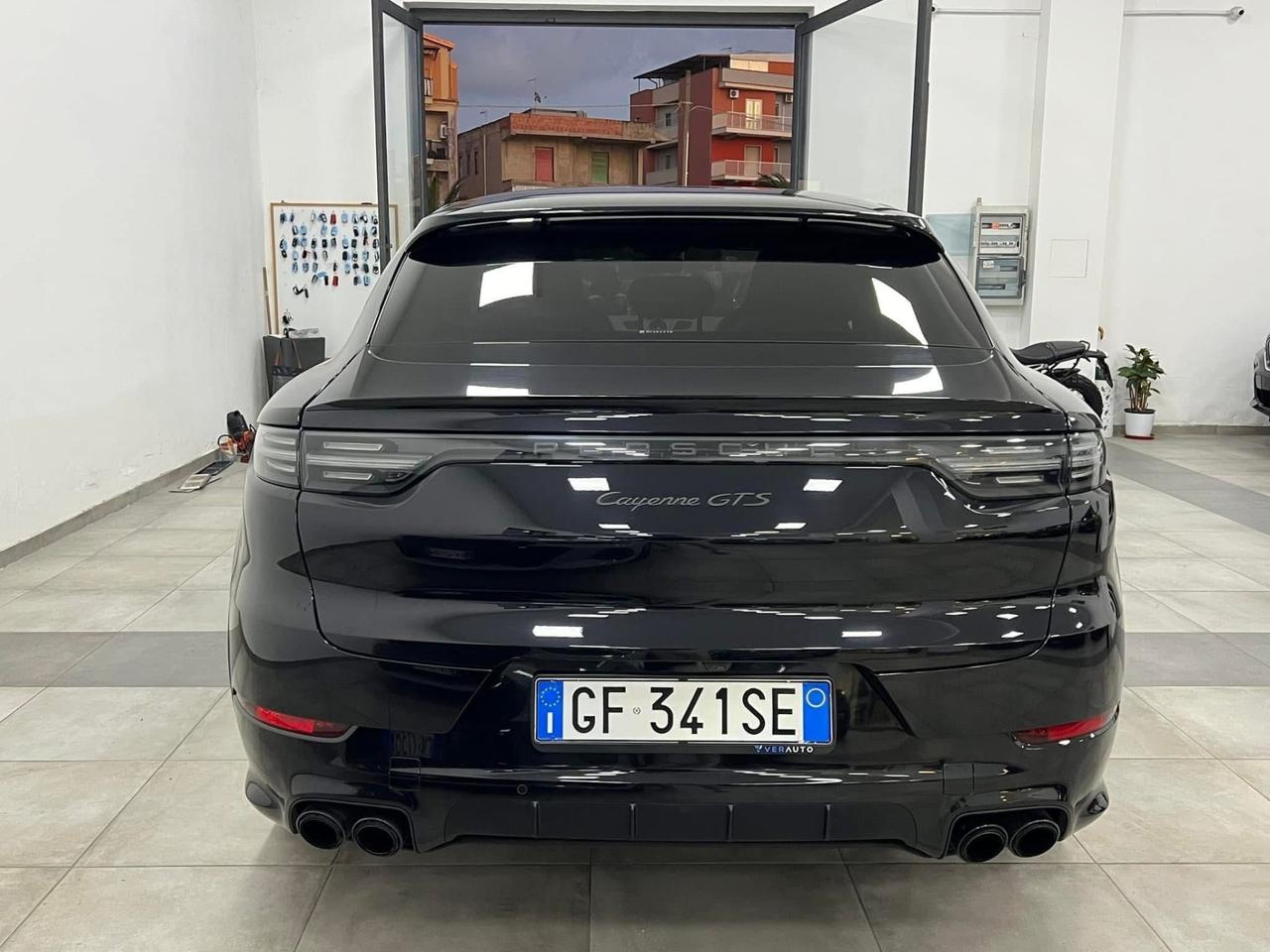 Porsche Cayenne Coupé 4.0 GTS Anticipo €18.000 noleggio no scoring
