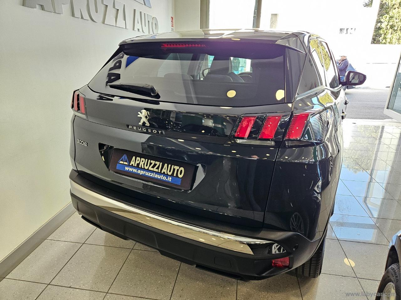 PEUGEOT 3008 BlueHDi 130 S&S Allure