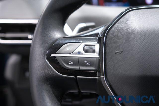 PEUGEOT 3008 HYBRID4 300 E-EAT8 ALLURE PACK