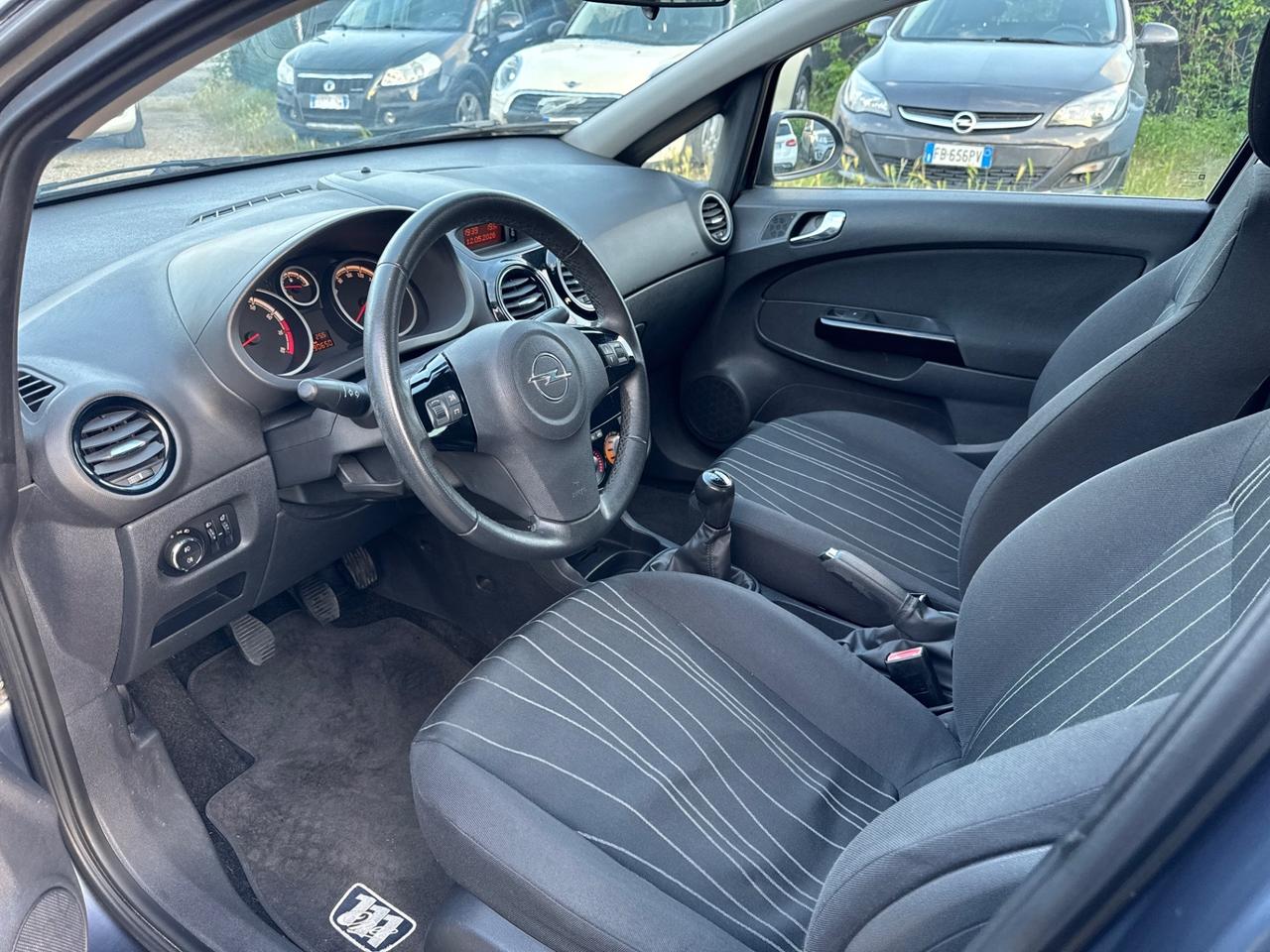 Opel Corsa 1.2 Benzina 5 porte Edition 90.000km 2011