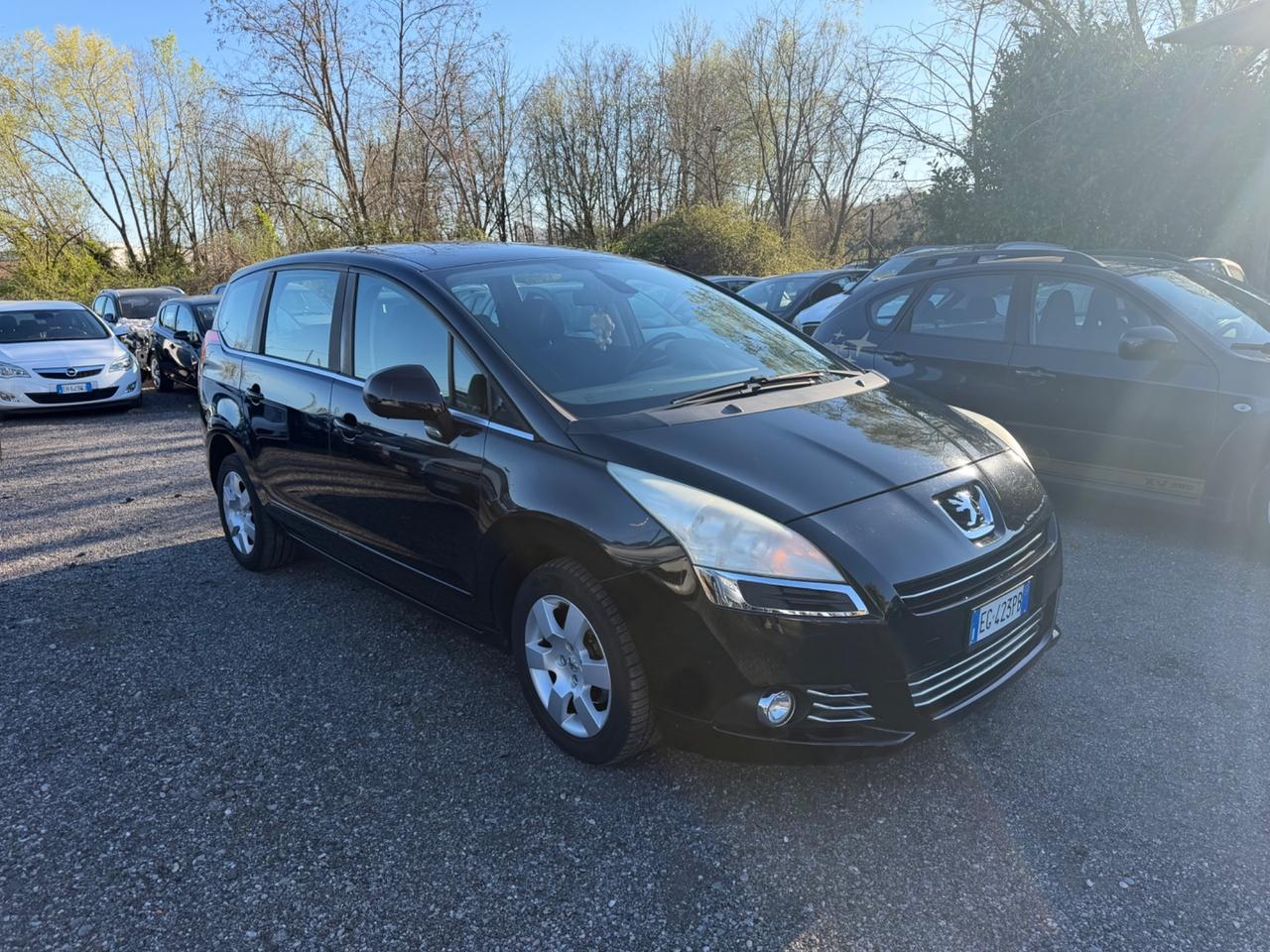 Peugeot 5008 1.6 HDi 112CV Business
