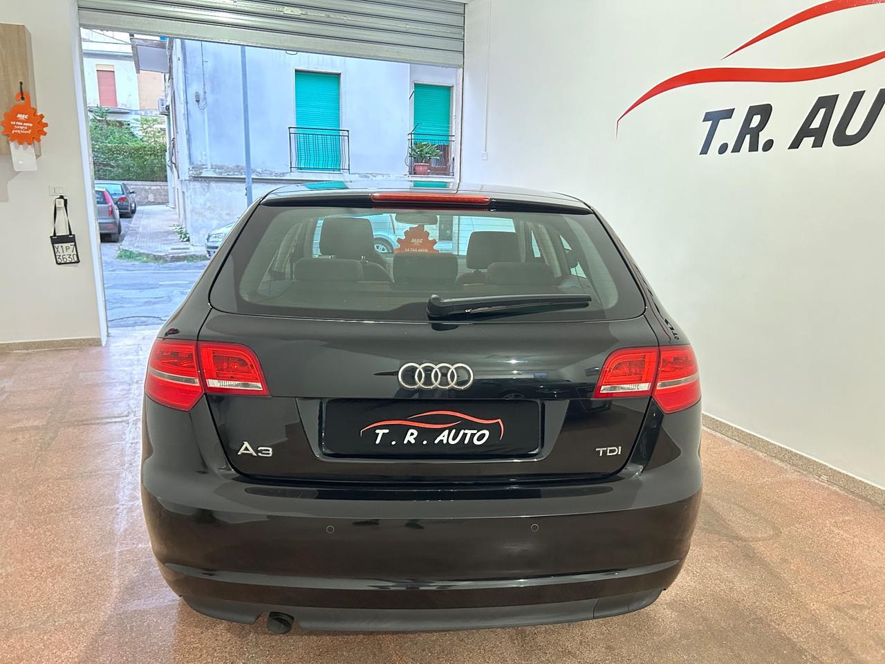 Audi A3 SPB 1.6 TDI 90 CV young F.AP Ambition