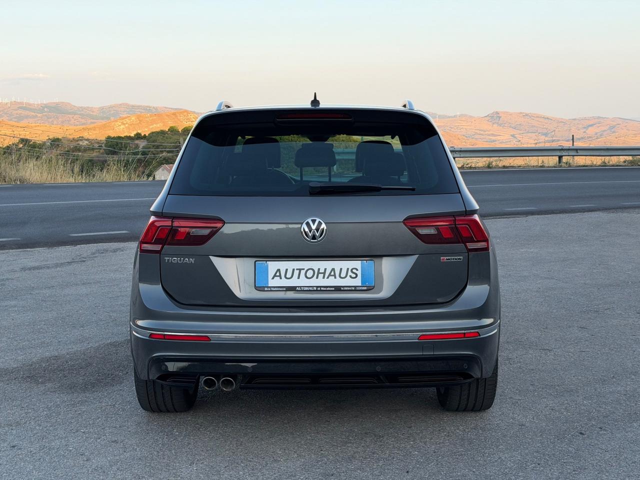 Volkswagen Tiguan 2.0 TDI 150cv DSG 4MOTION R-Line