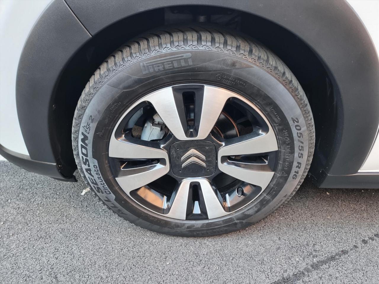 Citroen C3 PureTech 110 S&S EAT6 Shine CAMBIO AUTOMATICO 24 MESI GARANZIA