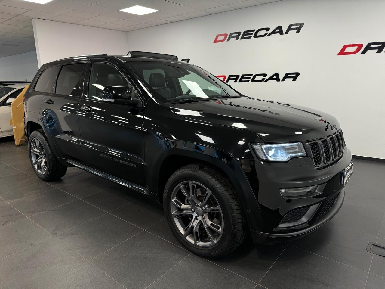 Jeep Grand Cherokee Grand Cherokee 3.0 V6 CRD 250 CV Multijet II S BLACK PACK