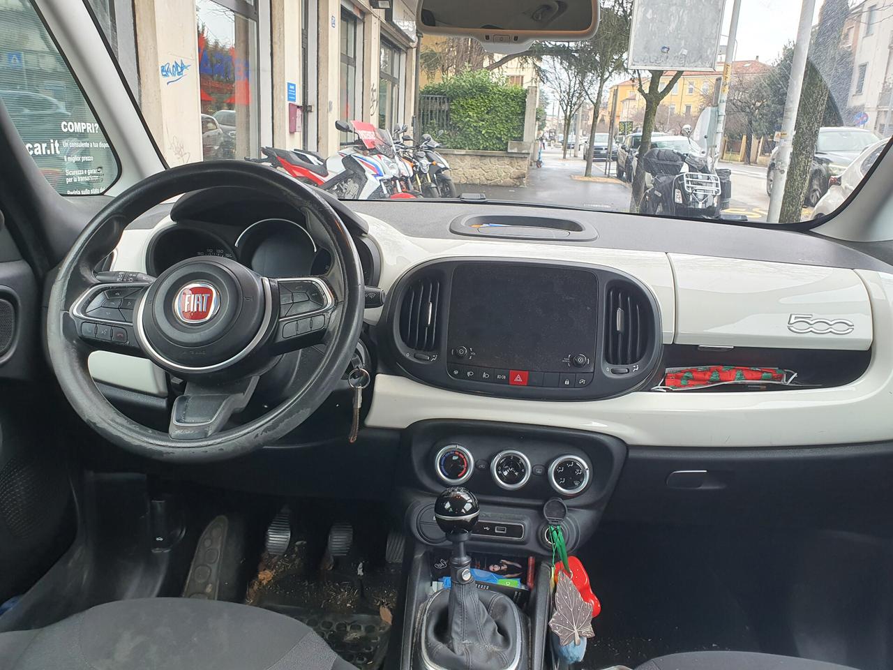 Fiat 500L 1.6 Multijet 120 CV Urban AUTOCARRO 4 POSTI