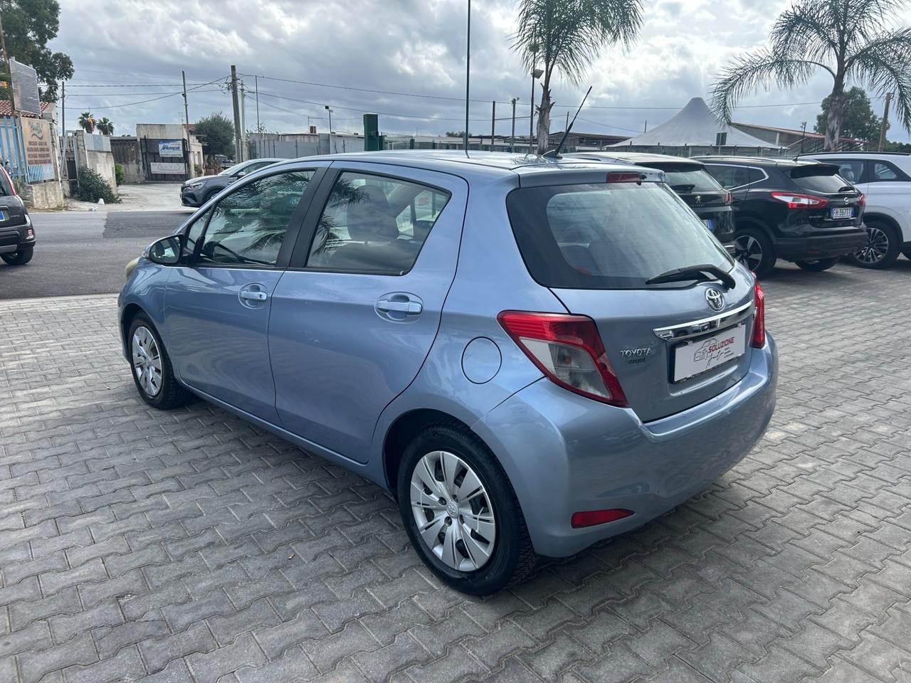 Toyota Yaris 1.4 D-4D 5 porte Lounge