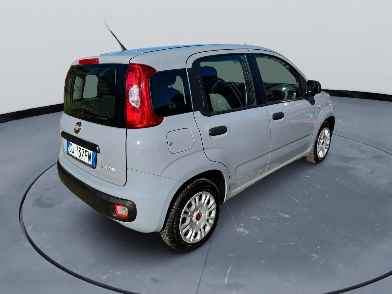 Fiat Panda 1.0cc Hybrid 70cv