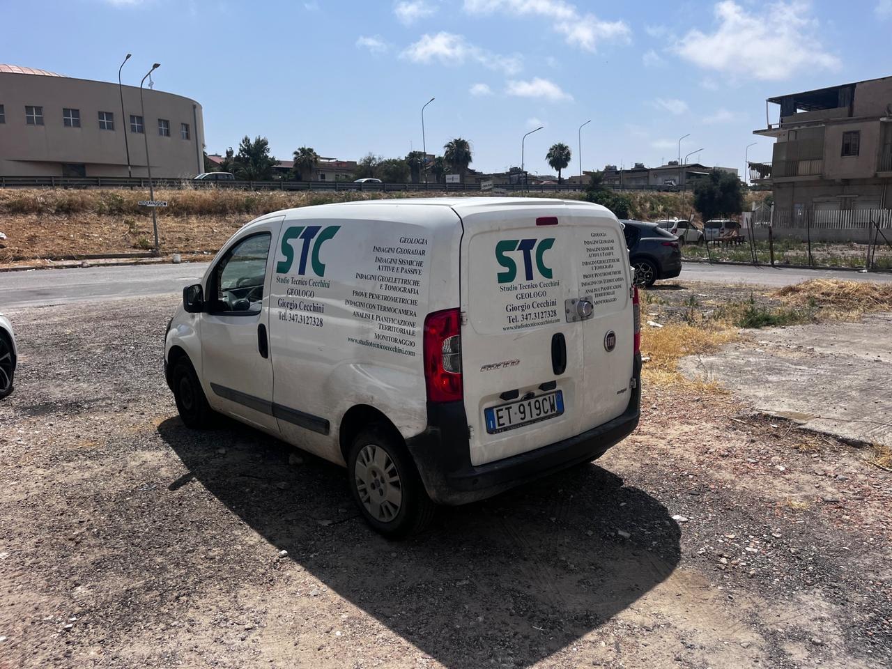 Fiat Fiorino 1.3 mtj 75cv 12/2013 permuta