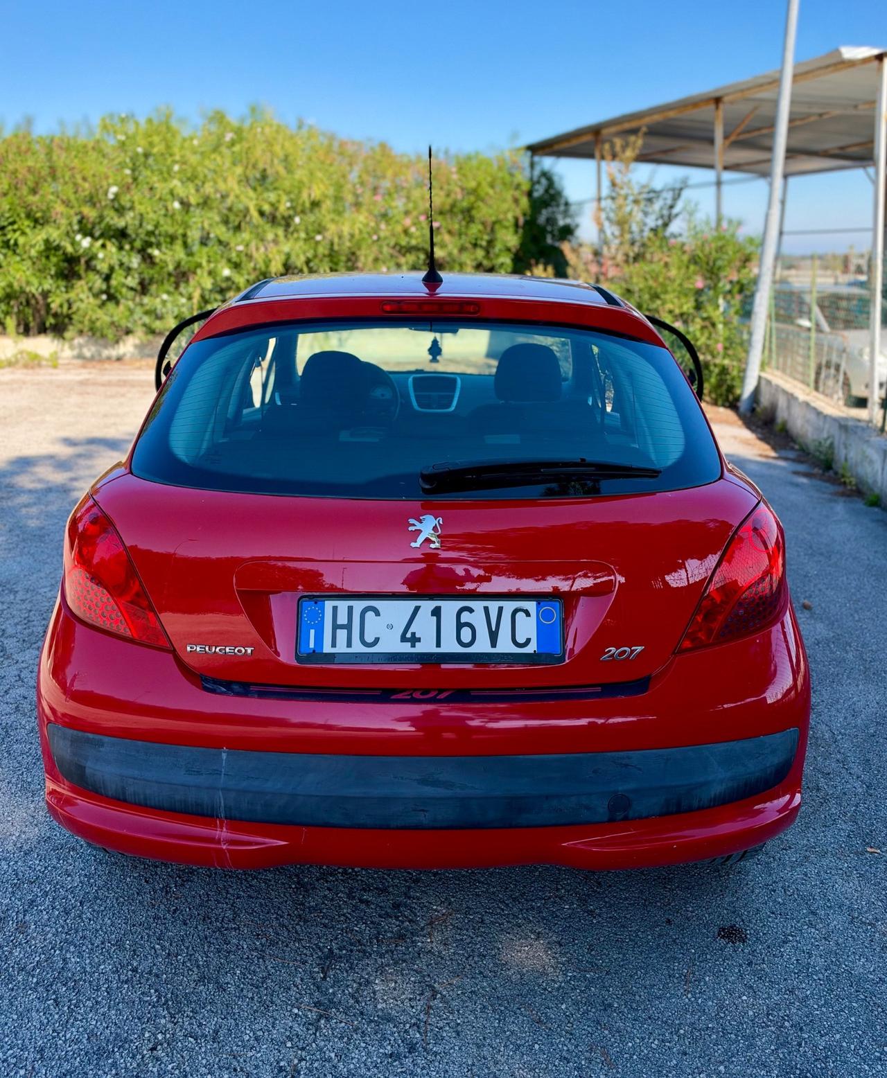 Peugeot 207 sport 1.4 Benzina Neopatentati