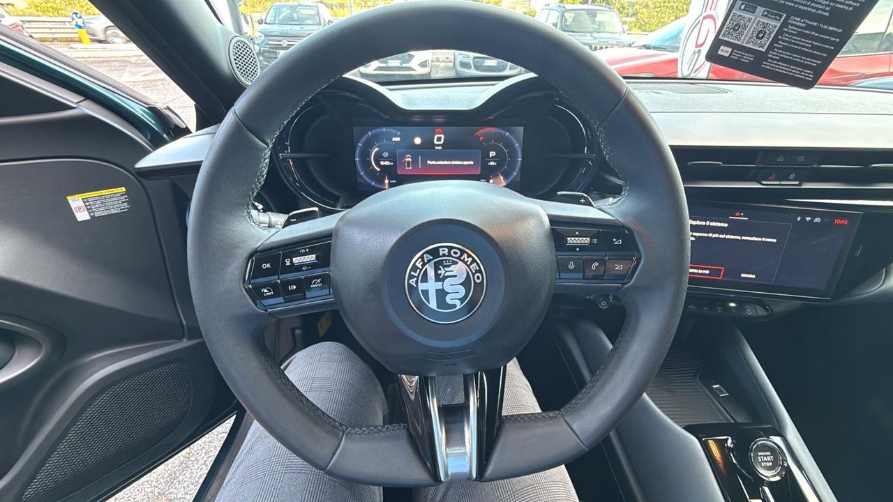 Alfa Romeo Junior 1.2 145 CV Hybrid eDCT6