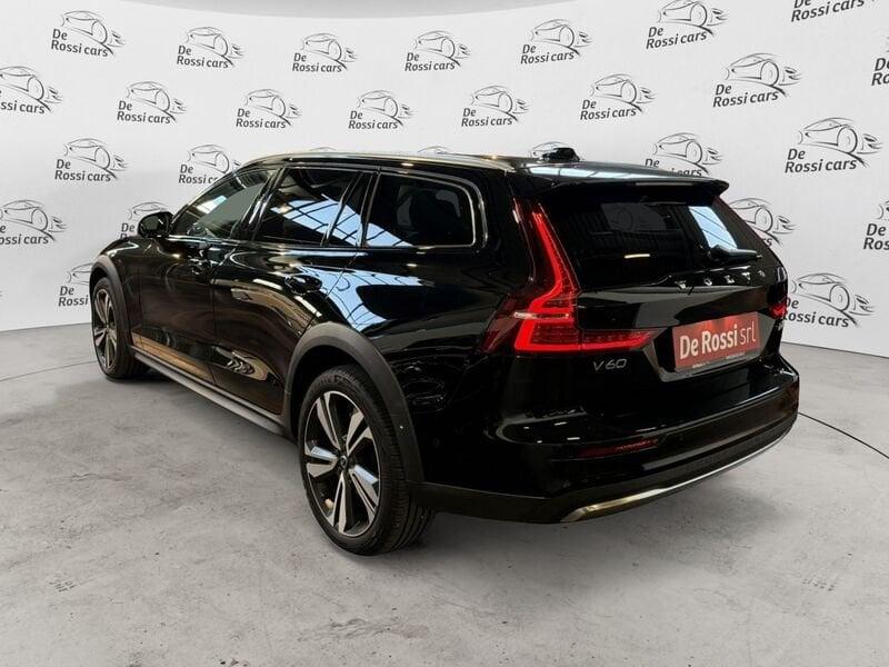 Volvo V60 Cross Country B4 (d) AWD automatico Ultimate