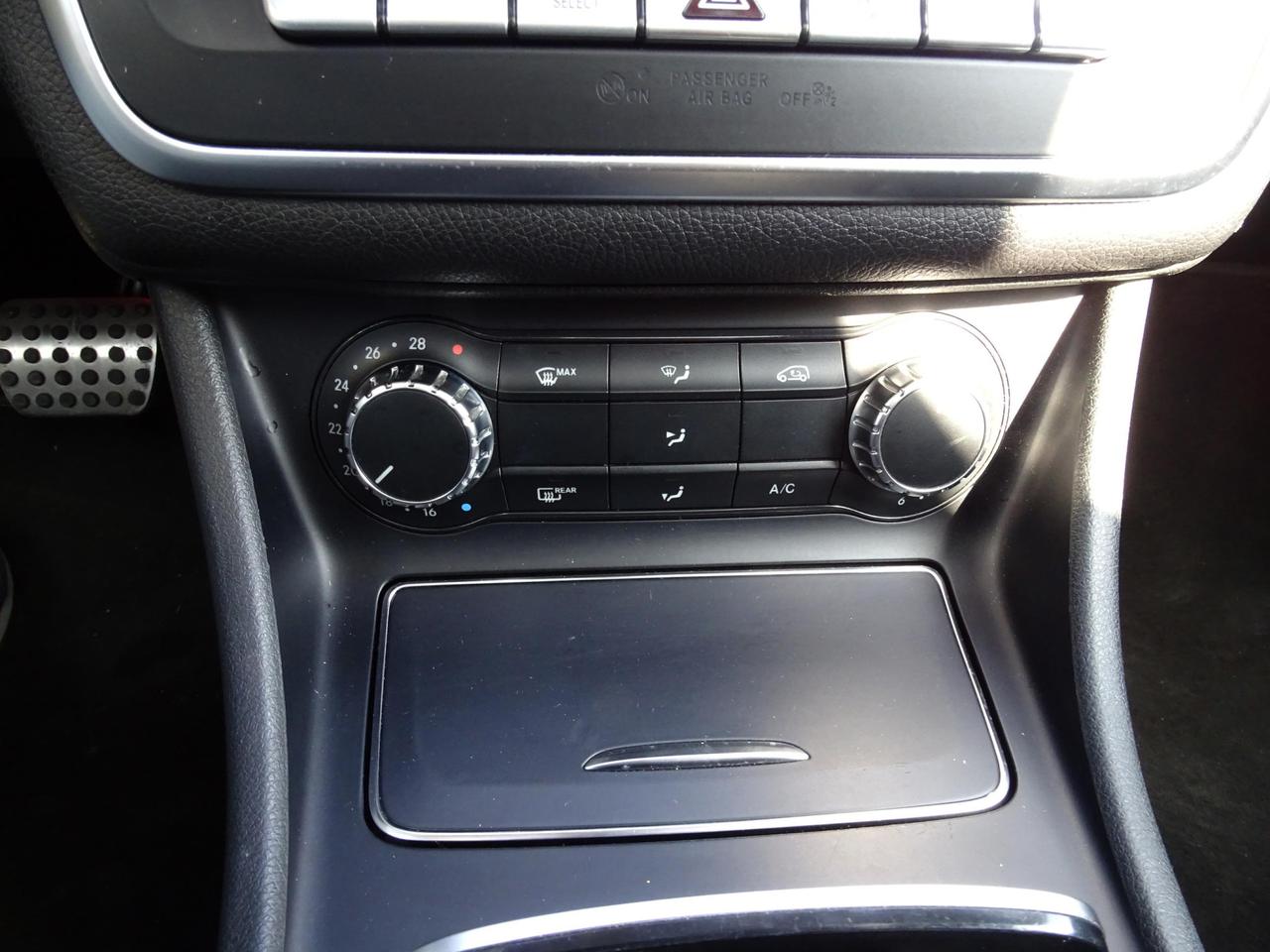 Mercedes-Benz CLA 200 Premium 156 CV CAMBIO AUTOMATICO