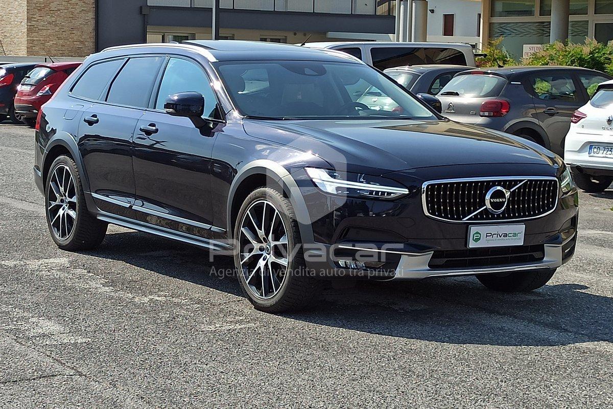 VOLVO V90 Cross Country D4 AWD Geartronic Pro