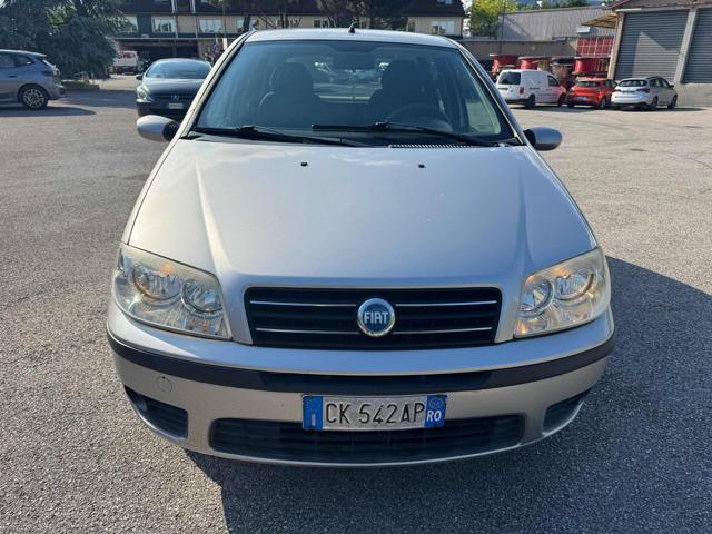 FIAT Punto neopatentati Bellissima Stupenda 1.2 16V 5PDynamic