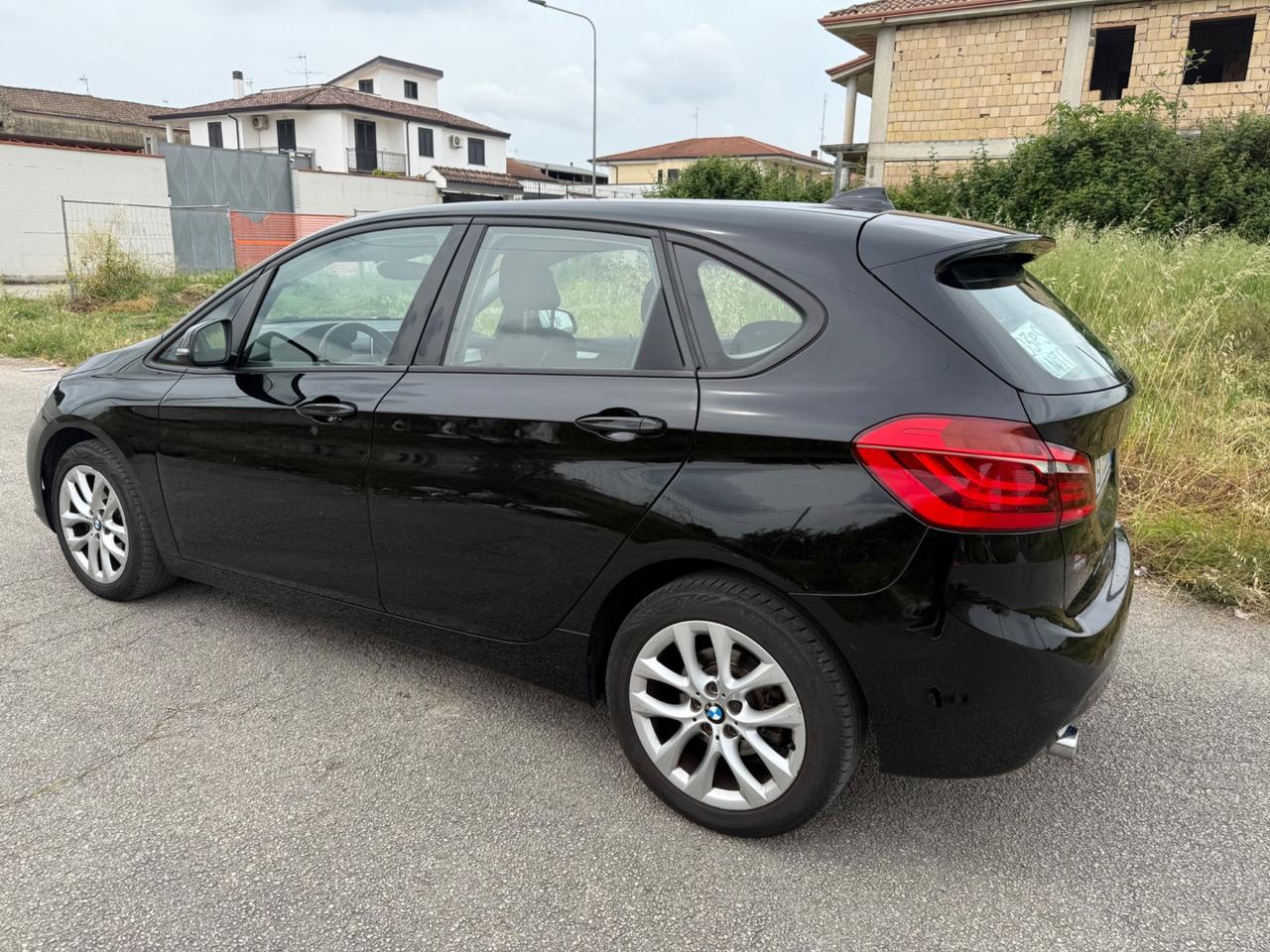 Bmw 2er Active Tourer 218d Active Tourer Luxury