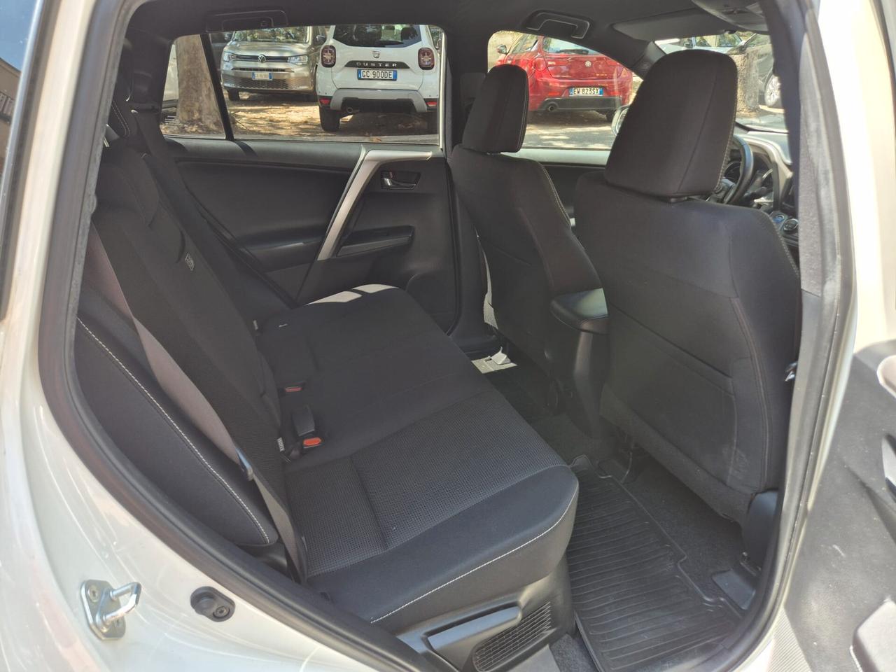 Toyota RAV 4 2.5 Hybrid Style