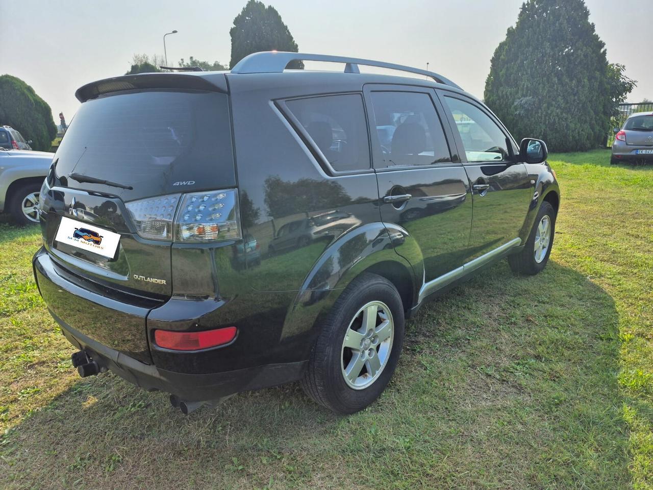 Mitsubishi Outlander 2.0 Intense