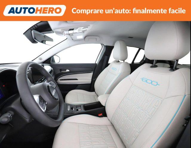 FIAT 600 Hybrid 100 CV DCT MHEV La Prima