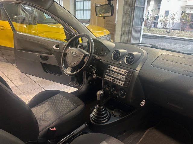 FORD Fiesta 1.2 16V 3p. Zetec
