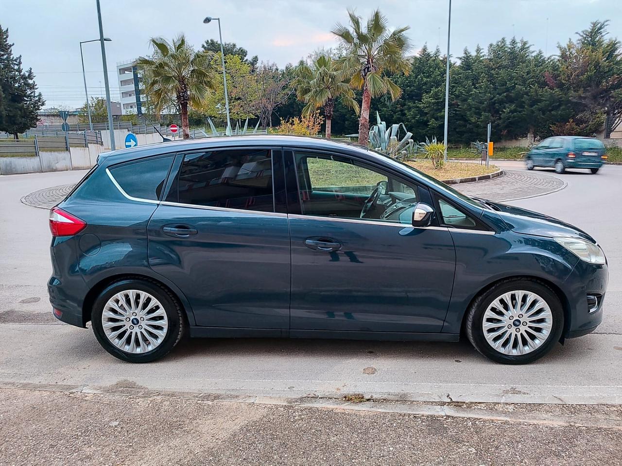 Ford C-Max 1.6 TDCi 115CV Titanium Full