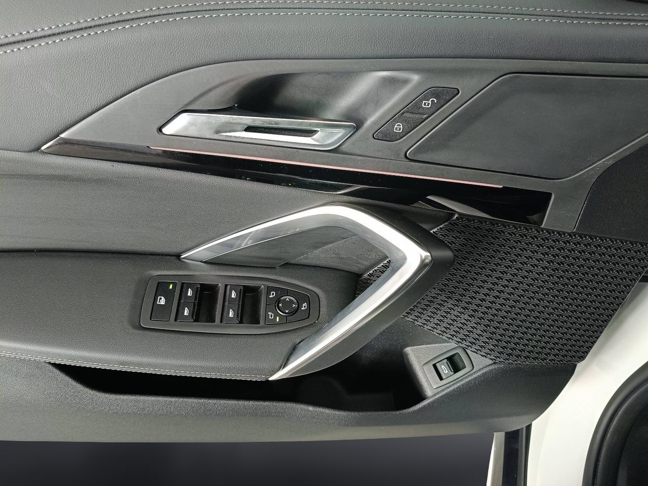 BMW X1 U11 - iX1 edrive 20 X-Line