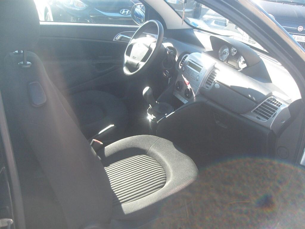 Lancia Ypsilon 1.3 MJT 75 CV Oro - 2010