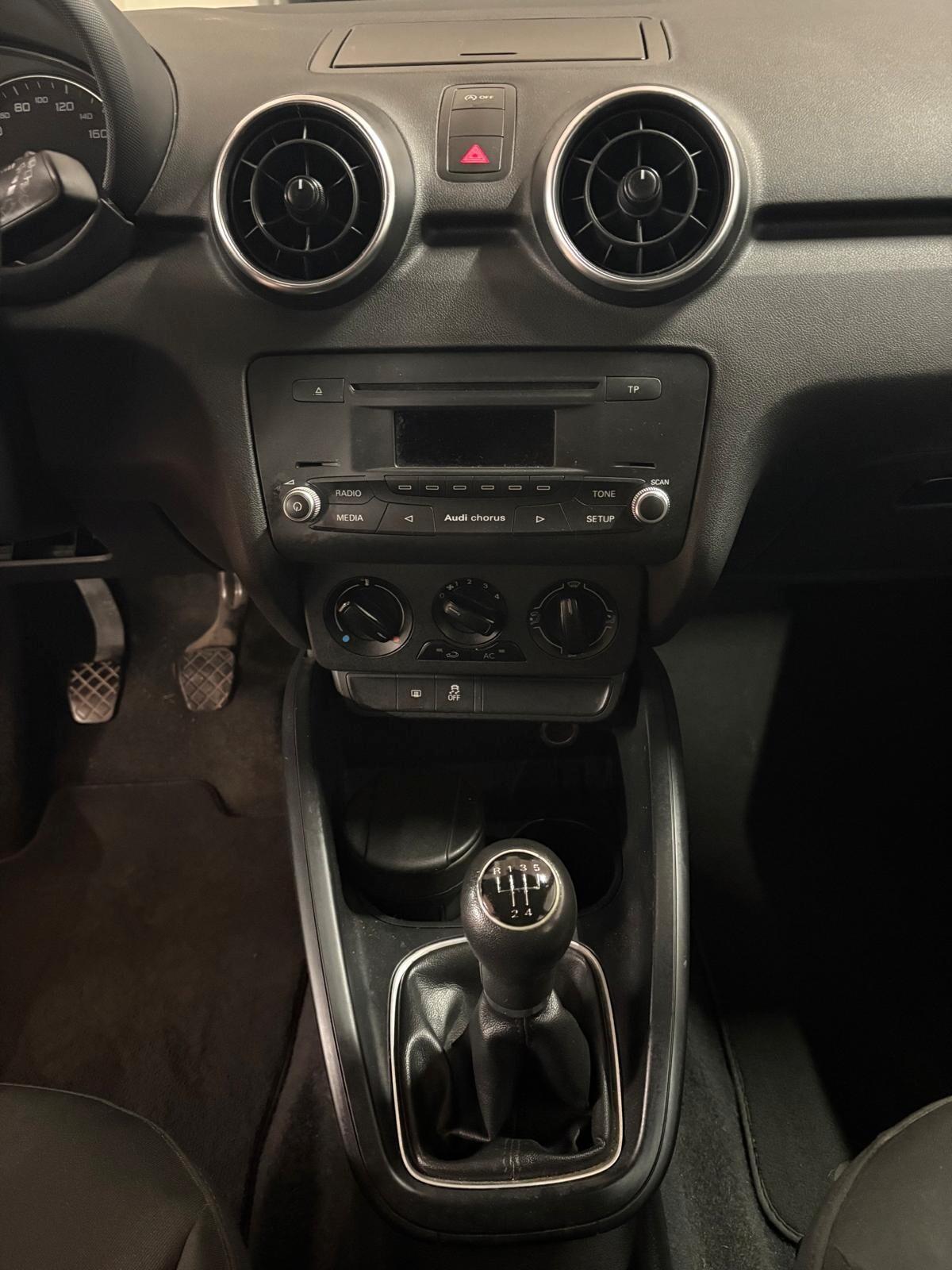 FIAT TIPO 1.4 benz BERLINA .CV 95 Con Km 101.040 certificati Garanzia 12 mesi