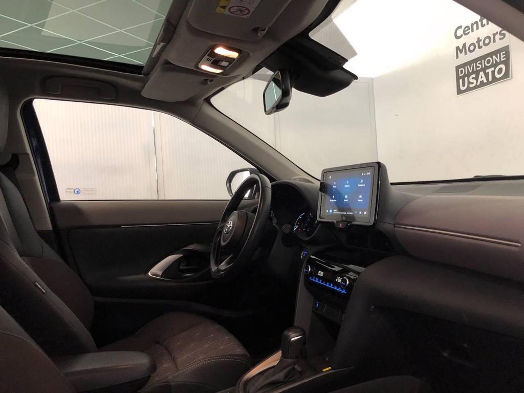 Toyota Yaris Cross 1.5 H Lounge FWD E-CVT