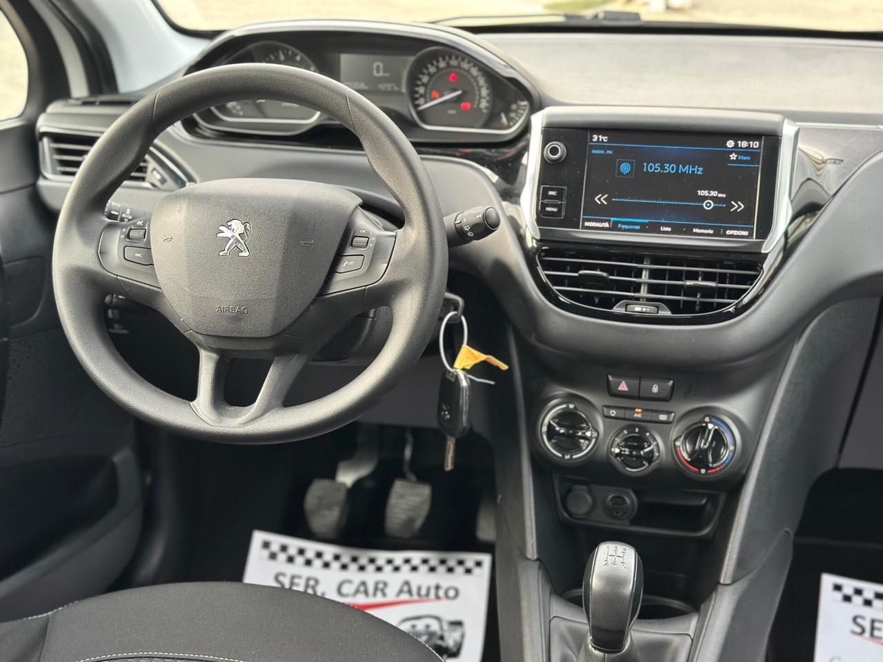 Peugeot 208 2017 1.2 benzina 82 CV Active PARI AL