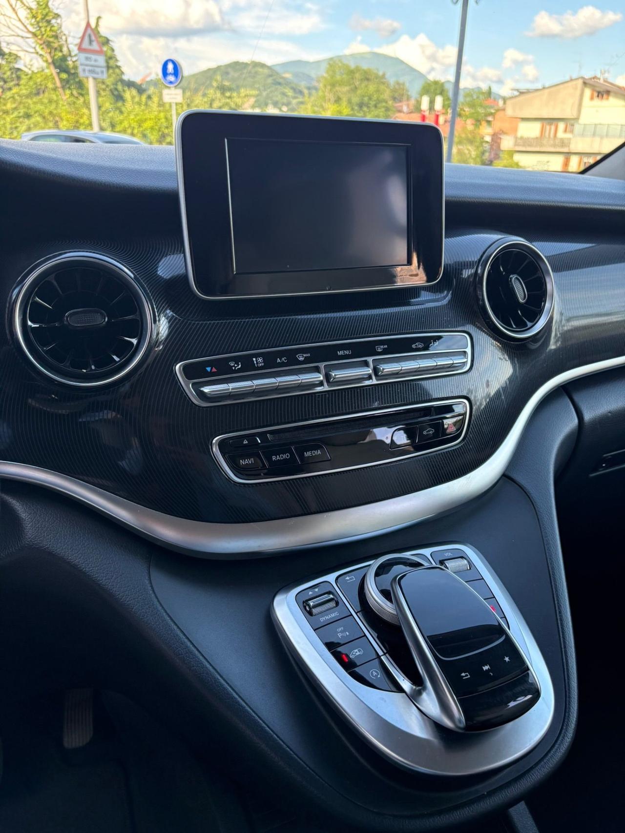 Mercedes-benz V 220 d Automatic 4Matic Executive Long