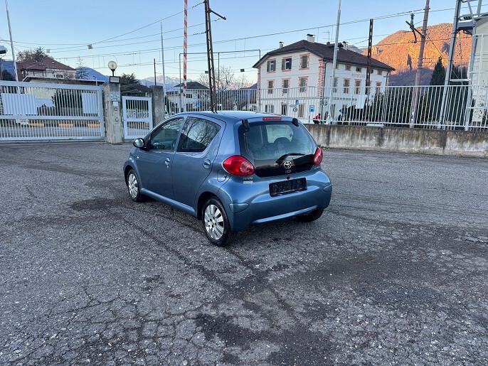 Toyota Aygo 1.0 12V VVT-i 5 porte Sol